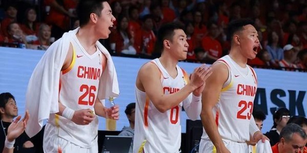 从中国男篮惊险逆转台北队的过程看：周琦在国家队尚有一席之地