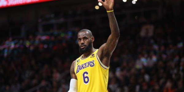 电竞投注平台-交易截止日前是否行动，将决定湖人与詹姆斯的未来