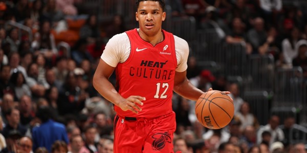 直播观看-美记：德鲁-史密斯合同首年保障 后两年无保障&amp;amp;每年6月下旬转保障