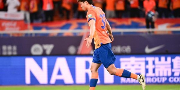 【中超】高准翼凌空斩克雷桑建功 泰山3比2新鹏城