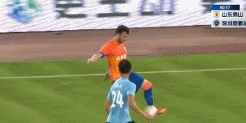 【中超】高准翼凌空斩克雷桑建功 泰山3比2新鹏城