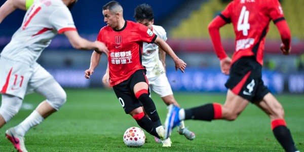 足协还在等什么？国足潜在归化大牌两场比赛1球1助攻，已会唱国歌