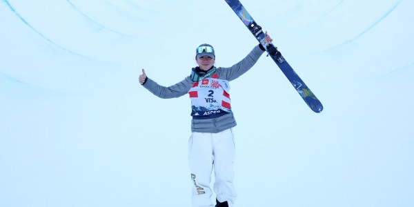 赛程安排-李方慧夺得自由式滑雪U型场地世界杯美国阿斯本站金牌