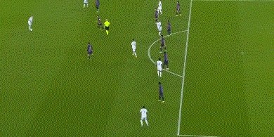 赛程安排-【欧冠】格纳布里3助 莱万获点被取消 巴萨0比3拜仁