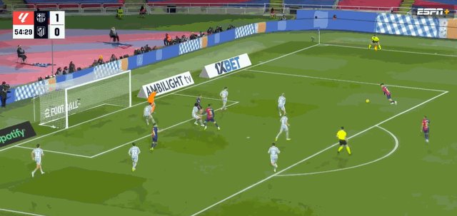 1734819948070054355.gif 佩德里左脚.gif